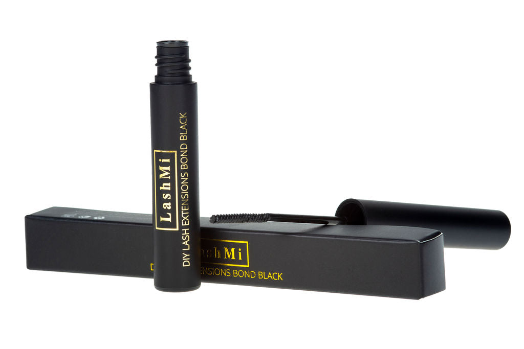DIY Lash Extensions Bond in Black