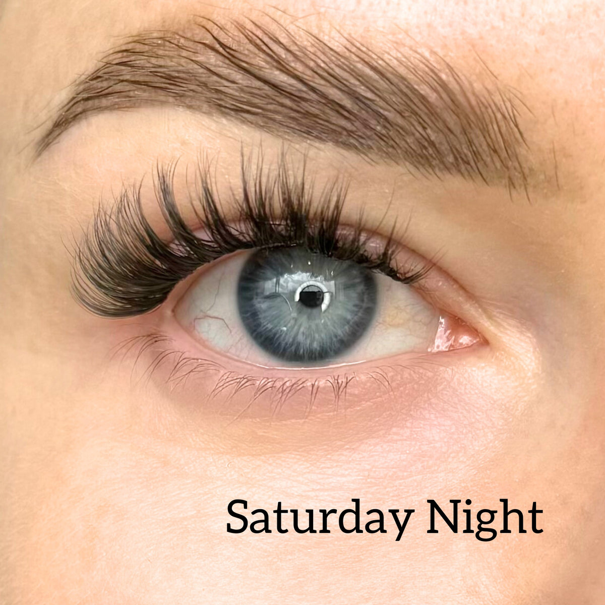 Starter kit with three packs of pre-cut lashes