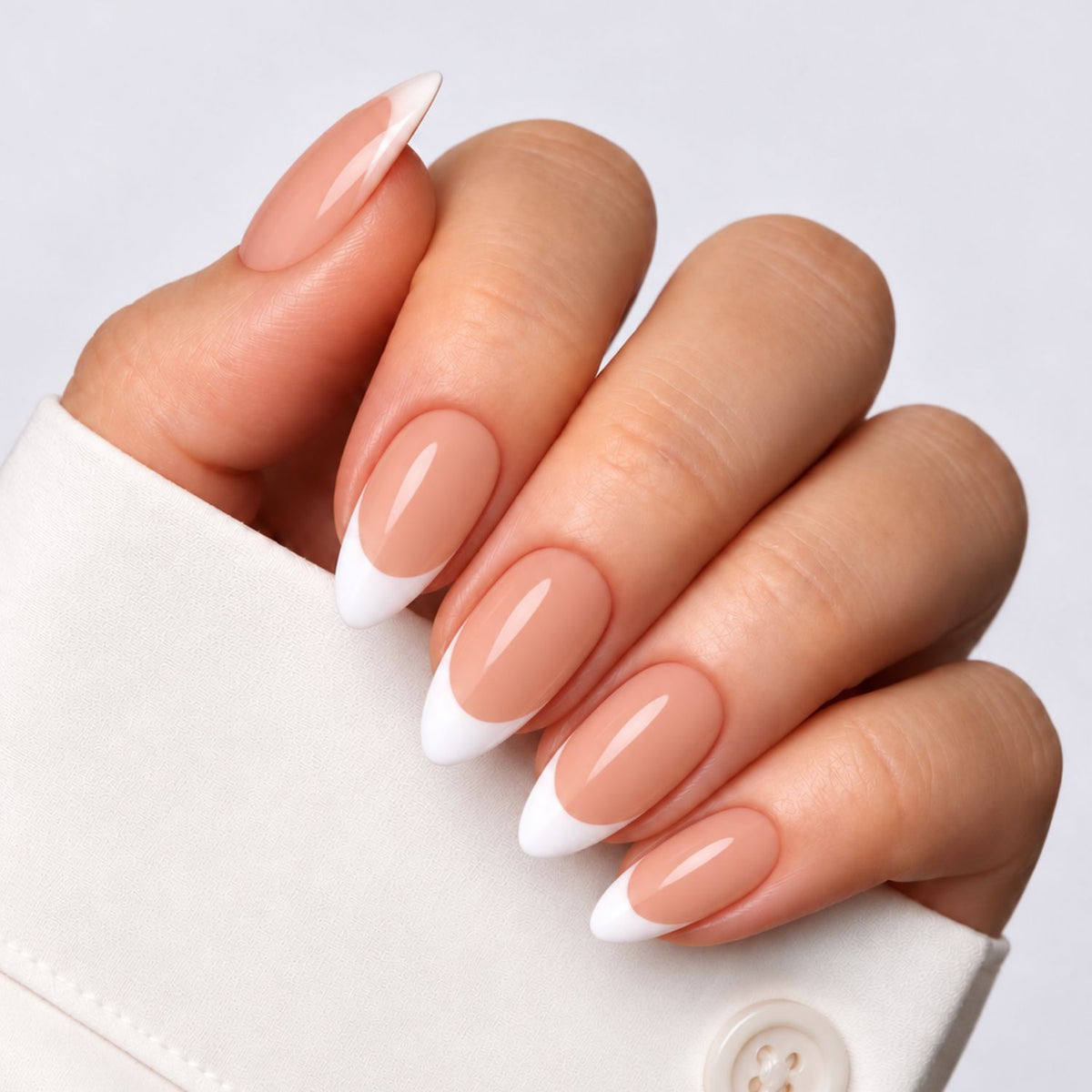 Kiss in Paris - Press On Nails