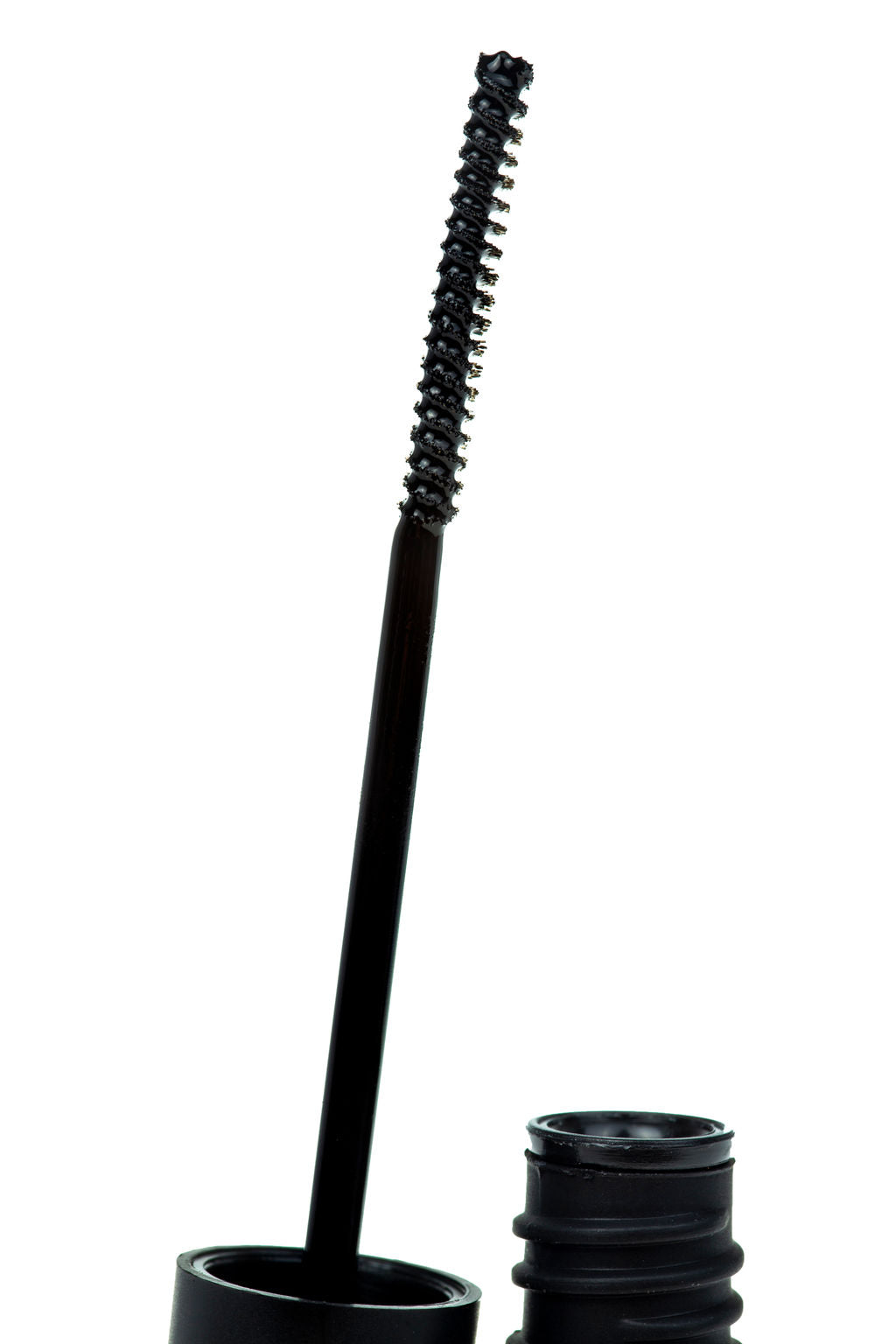 DIY Lash Extensions Bond in Black