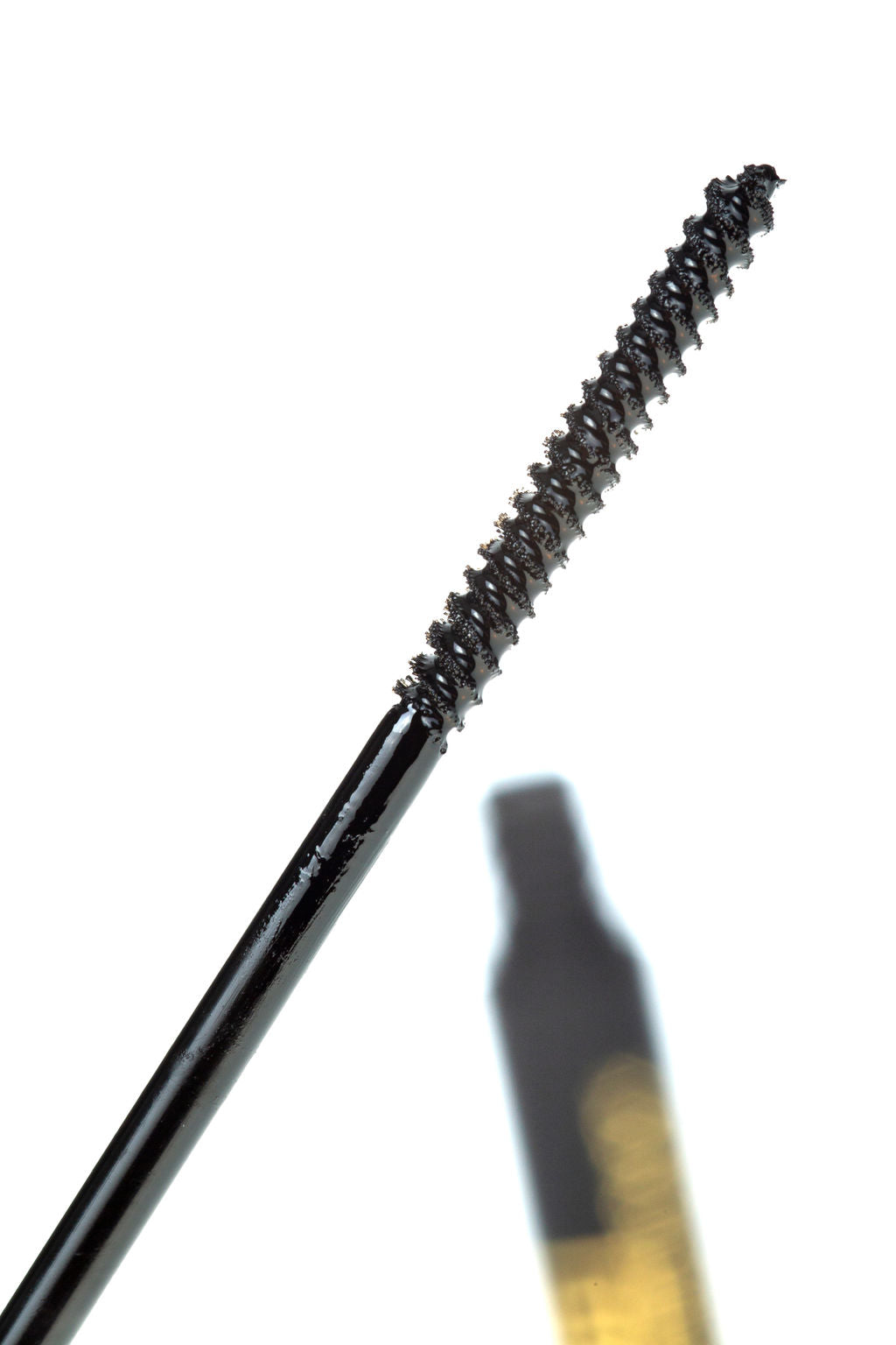 DIY Lash Extensions Bond in Black