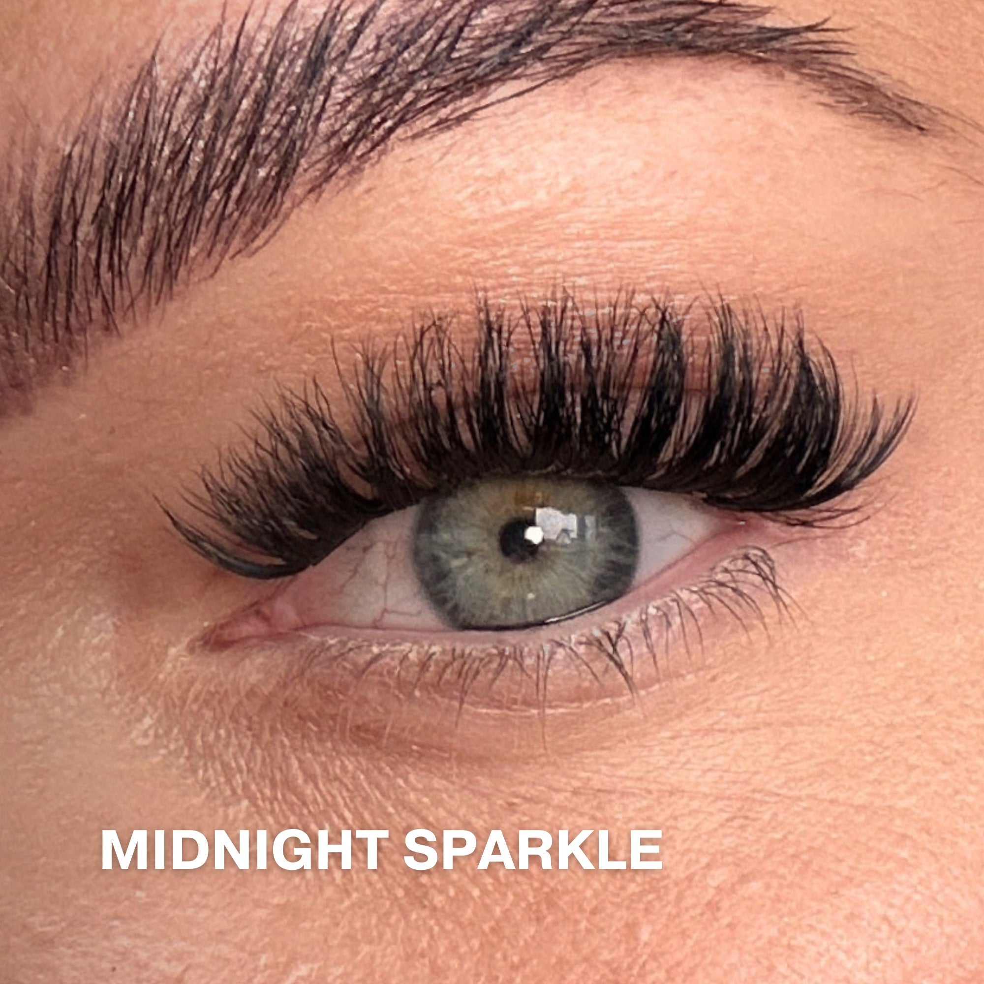 Midnight Sparkle Set with 100 Cluster Lashes - Limited Edition