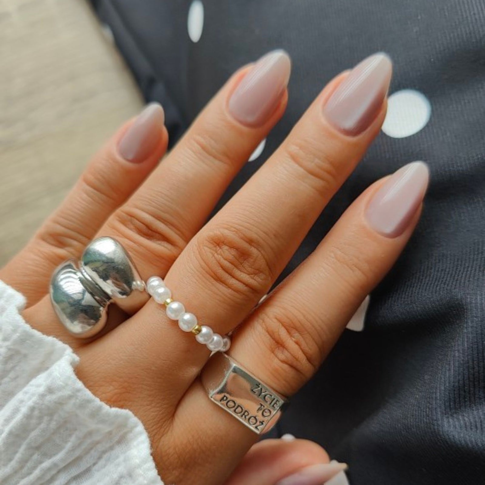 Cashmere - Press On Nails
