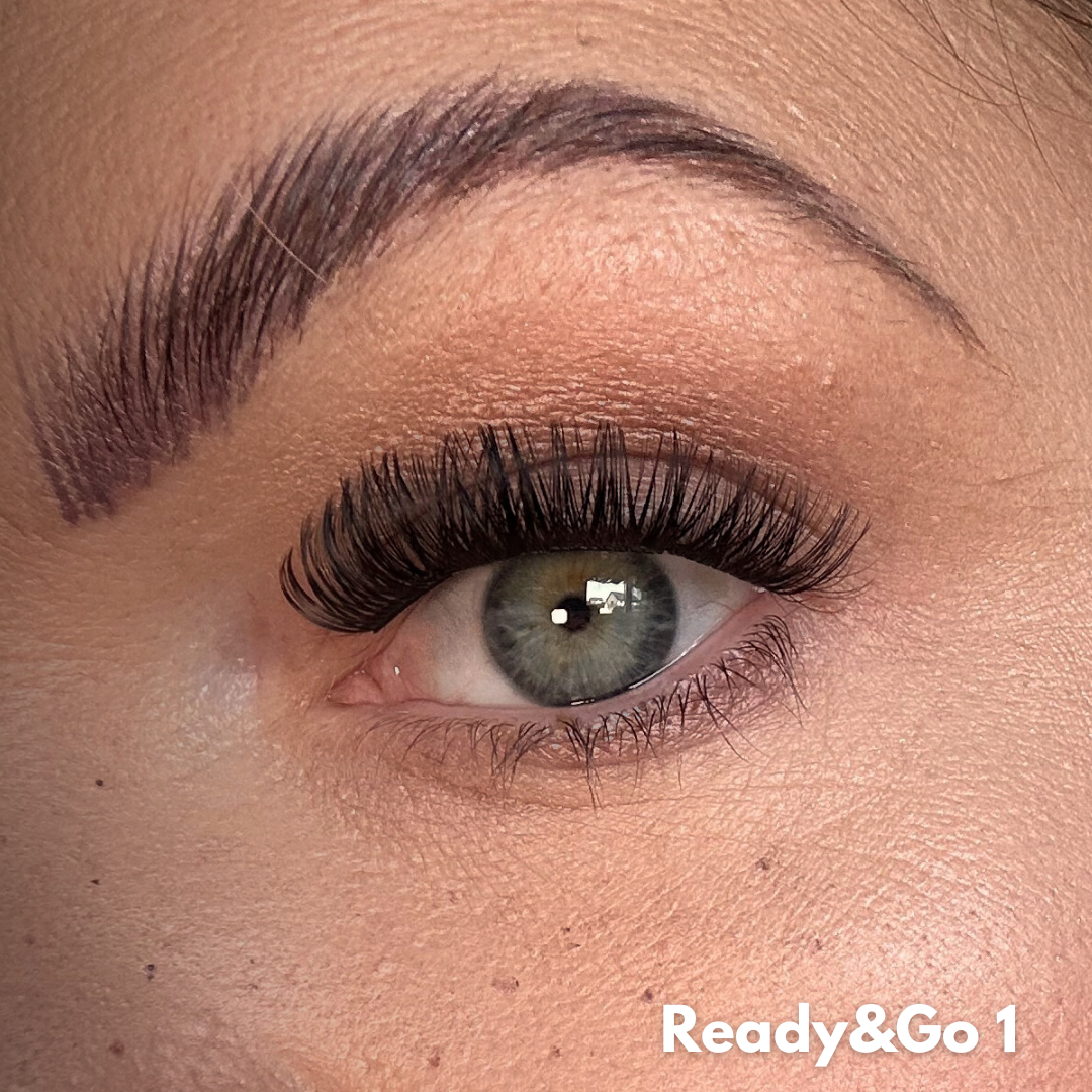 Ready &amp; Go Pre-Glued Lashes Set